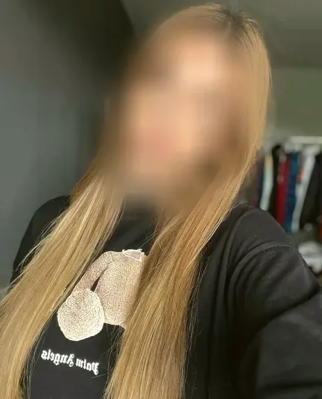 Mercedes, 28 años